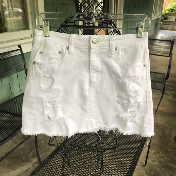 American Eagle Outfitters Dresses & Skirts - American Eagle White Denim Skirt
